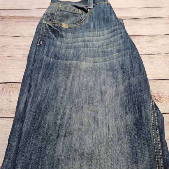 A. Prodigee Medium Wash Straight Leg Jeans Front Wiskering Size 32 x 30 - Picture 10 of 11